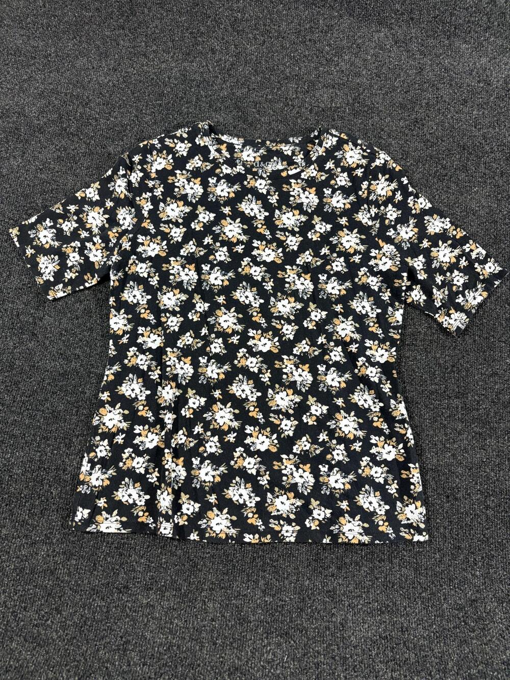 Denim & Co. Shirt Womens M Black Floral Crew Neck Short Sleeve Stretch Knit Top